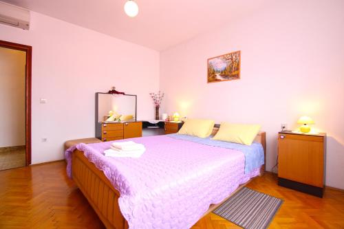 Two-Bedroom Apartment image 6