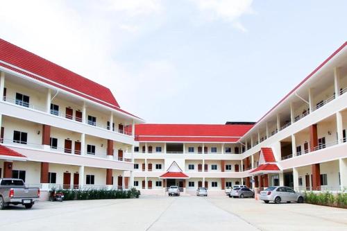 SC Palace Chiangrai Hotel in Ban Du