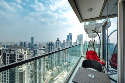 ALiving Luxe 2BR with Burj Khalifa view Infinity Pool Midtown-4704