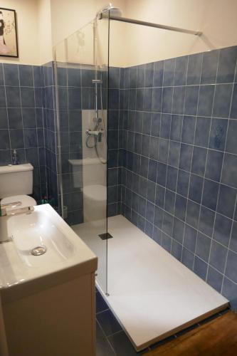 Bathroom, Le Presbytere des Renards in Magnac-Laval