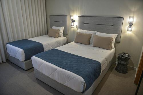 Standard Twin Room room in Hotel America
