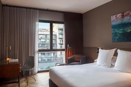 Alexandra Barcelona Hotel Curio Collection by Hilton - image 13