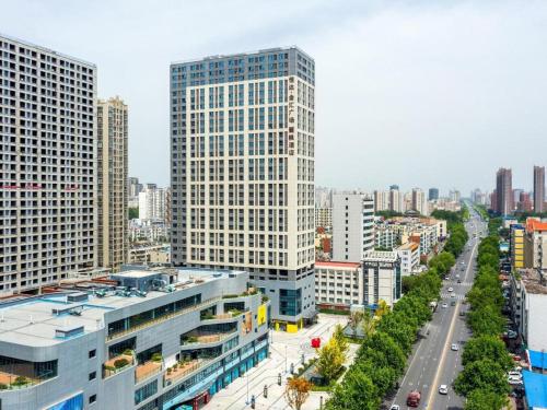 Lavande Hotel Xuchang Pangdonglai Hengdajinhui Plaza