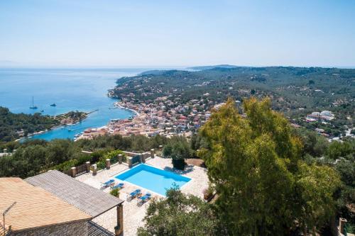 Charming Paxos Villa | 2 Bedrooms | Villa Raijin | Breathtaking Sea/Gaios Views and Private Pool | Loggos