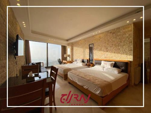 . Raj Hotel