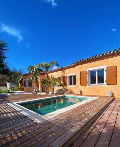 Valbonne, villa avec piscine gîte à louer Golf Club Opio Valbonne