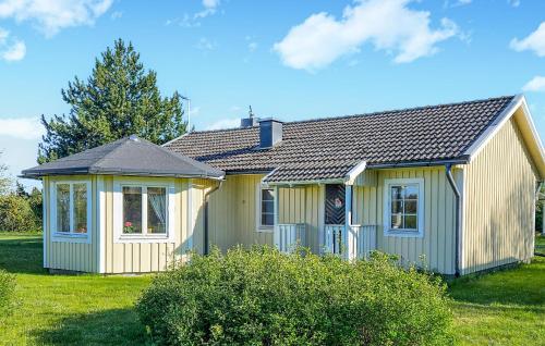 Beautiful Home In Borgholm With 2 Bedrooms - Föra