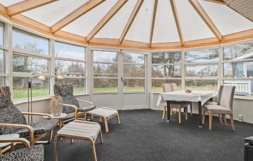  3 Bedroom Pet Friendly Home In Sydals in Sønderby