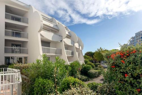 Chez Chantal - Charmant studio avec piscine proche des plages Chez Chantal - Charmant studio avec piscine proche des plages