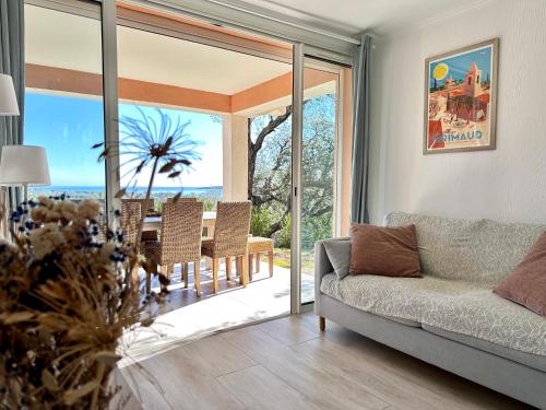 Superbe appartement 4 personnes avec vue mer au Domaine des Restanques à Grimaud