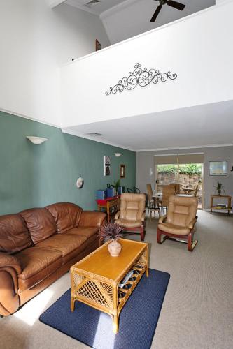 Villa with Garden View