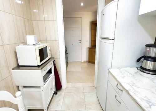 1 Bedroom Apartment Second Line Beach- Parque Marbella Building - image 6