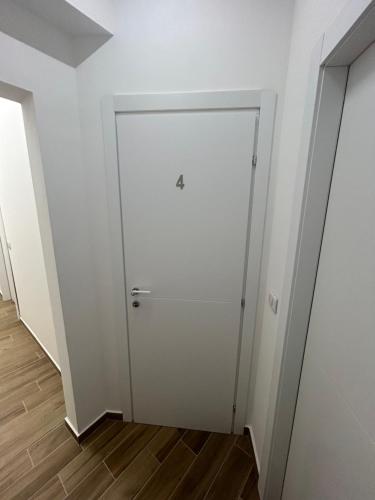 Sistra 12 5