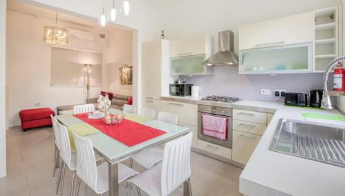 Comfort Double Room St. Julian's 2
