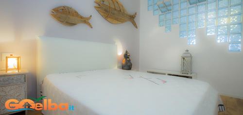 One-Bedroom Apartment image 2
