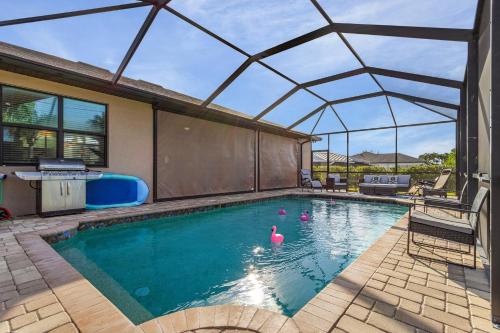 Great Location, Close to Golf, Heated Pool - Villa Greenside Getaway - Roelens Great Location, Close to Golf, Heated Pool - Villa Greenside Getaway - Roelens
