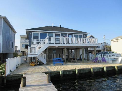 New 2 Bedroom Bay Front On Cedar Bonnet Island in Ship Bottom, USA