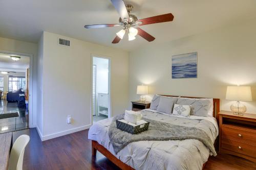 3 Mi to UF Townhome with Patio in Gainesville! in Gainesville, USA