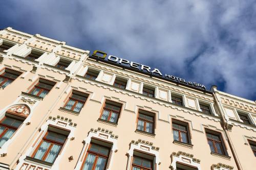 Opera Hotel