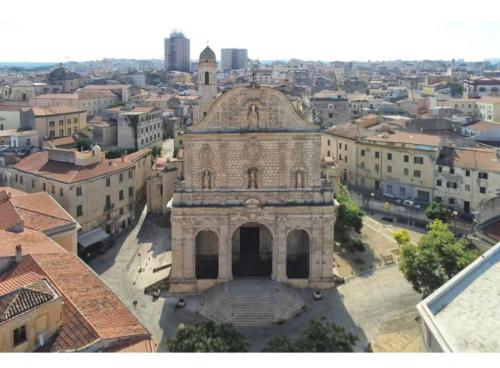 SestraHome central le 3 casette Free parking, Sassari