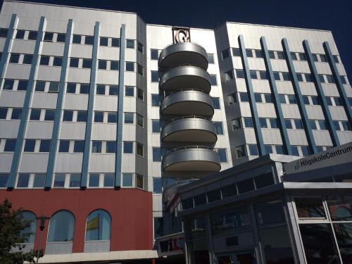 บริการและสิ่งอำนวยความสะดวก, Hotell Garvaren in ยุงบี