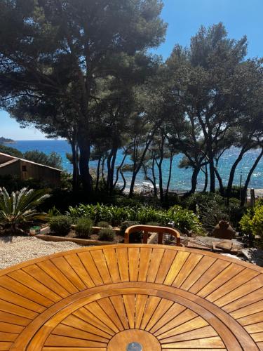 Villa 35 meters from Gigaro Beach gîte à louer Saint-Michel