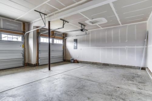 Quiet Avon Home - Near Indianapolis Speedway! in إيفون - إنديانا