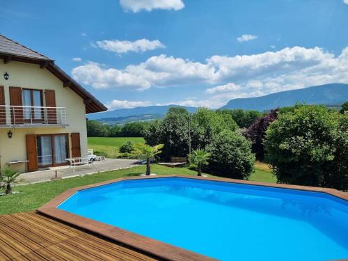 Très belle maison entre Lacs et Montagnes