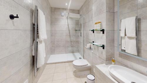 Owston Hall Hotel - image 14