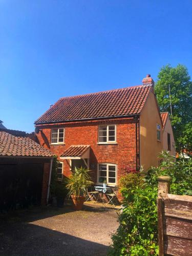 Southwell Holiday Cottage - Luxurious Quiet Cottage Sleeps 4 Off Road Parking gîte à louer Southwell