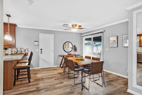 3BR, 1 Story Home w Hot tub, Grill, Sleeps 6, Las Vegas (fotografie 10)