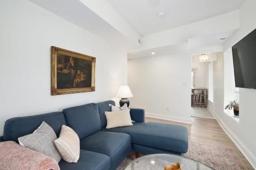 Silverwood Serenity - Balcony and City Views with Parking in Philadelphia, USA