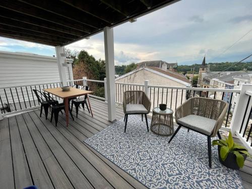 Charming Hillside Retreat in the Heart of Manayunk