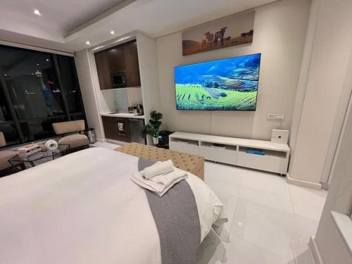 NEW Luxury Hotel Suite Sandton City