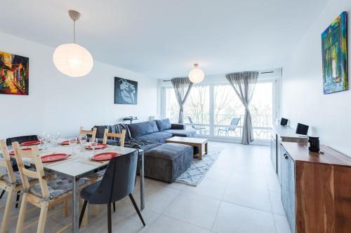 Élégance et confort- Vidéoprojecteur Tours-Parking (Elegance et confort- Videoprojecteur Tours-Parking) in Szent Avertin