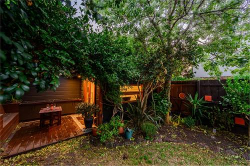 Alma, Art Deco Home in Caufield North