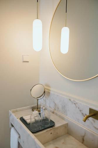 NINE DOTS Azorean Art Boutique Hotel Room Type - Premium Room with Balcony