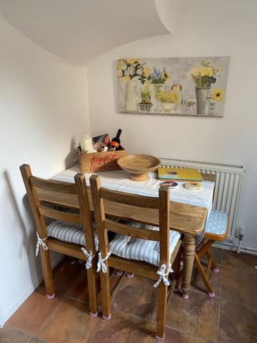 Cosy cottage in Chard