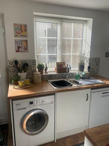 Cosy cottage in Chard