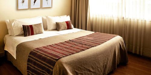HOTEL DACARLO – Santiago de Chile, NY