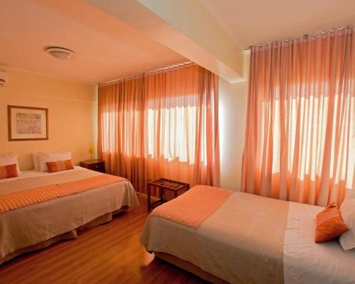 HOTEL DACARLO – Santiago de Chile, NY