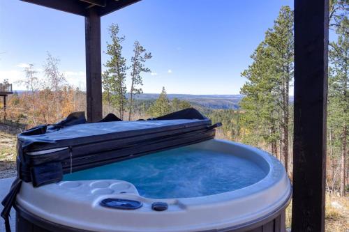 Rolling Pines Overlook