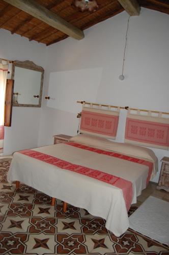 3 twin beds, 2 sofa beds