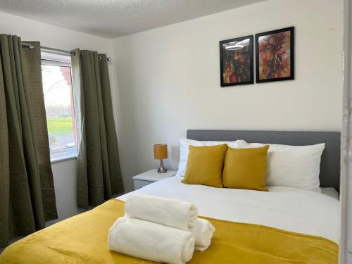 Birmingham Peculiar Apartment 2-Bedrooms