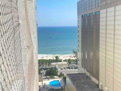 Apartamento frente praia posto 3 Barra da Tijuca Rio de Janeiro