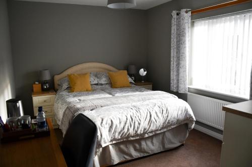 1 queen bed