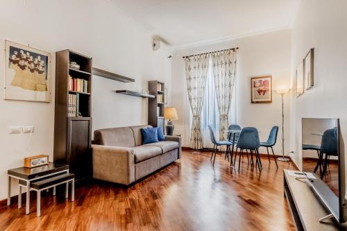 Dardanelli house, Rome (photo 6)
