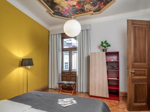 Two-Bedroom Apartment with Balcony image 4