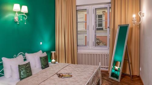 One-Bedroom Apartment image 8