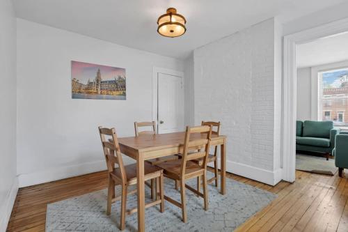 Housepitality - The Marienplatz - Free Parking in Columbus, USA